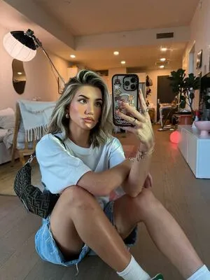 Astabush OnlyFans Leaked Free Thumbnail Picture - #srKd1I2MZY