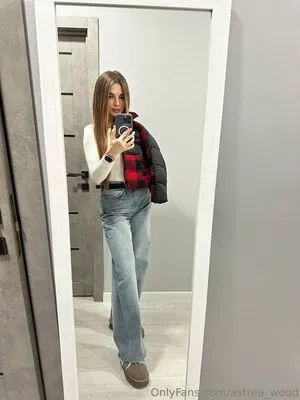 Astrea Wood OnlyFans Leaked Free Thumbnail Picture - #91oz8fy3Pm