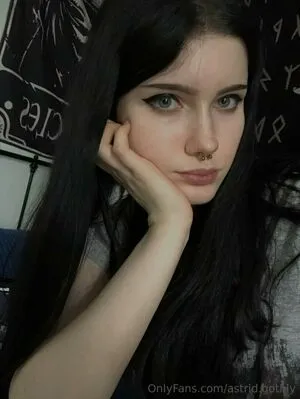 Astrid Gothly OnlyFans Leaked Free Thumbnail Picture - #EG9qIAuqxZ
