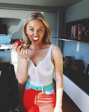 Astrid S OnlyFans Leaked Free Thumbnail Picture - #Huwn0cyyoX