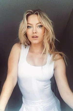 Astrid S OnlyFans Leaked Free Thumbnail Picture - #lEgAMqKP9x