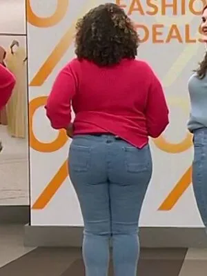 Astrid Van Der Staaij OnlyFans Leaked Free Thumbnail Picture - #ED9CmzAc00