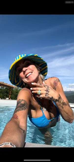 Astrid Zeegen Holt OnlyFans Leaked Free Thumbnail Picture - #Up5mB7tfDS