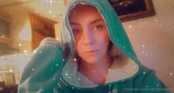Astridpixiefree OnlyFans Leaked Free Thumbnail Picture - #r0pFYzJnst