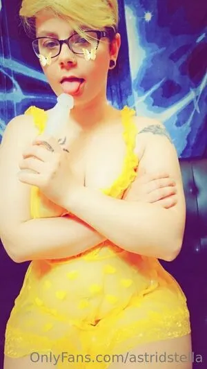 Astridstella OnlyFans Leaked Free Thumbnail Picture - #yh34p1A7co