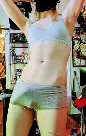 Astridztar OnlyFans Leaked Free Thumbnail Picture - #fj6GGxFpSe