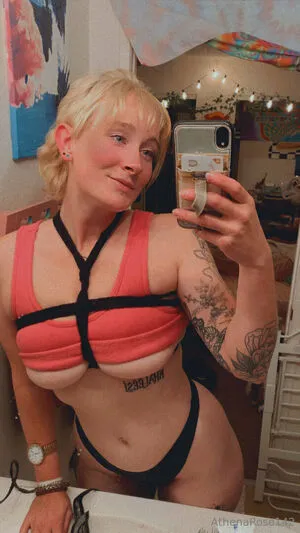 Athenarose142 OnlyFans Leaked Free Thumbnail Picture - #tqeKpqcs2i
