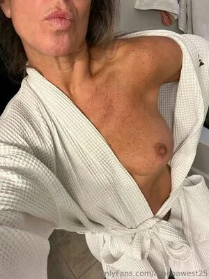 Athenawest OnlyFans Leaked Free Thumbnail Picture - #LmFePFumVm