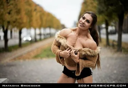 Athenemusclegoddess OnlyFans Leaked Free Thumbnail Picture - #PaeJVc1fr5