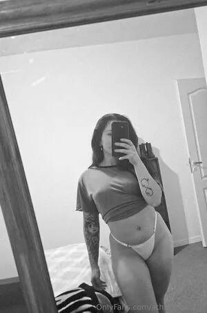 Athletexxx574 OnlyFans Leaked Free Thumbnail Picture - #35QA05dus9