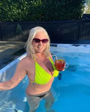 Atomicblonde68 OnlyFans Leaked Free Thumbnail Picture - #w8ZeT0QaxM