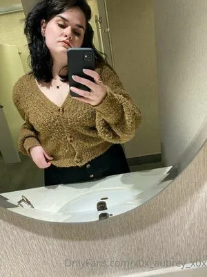 Aubrey OnlyFans Leaked Free Thumbnail Picture - #4A69DkdLFB