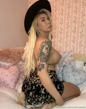 Aubrey Kate OnlyFans Leaked Free Thumbnail Picture - #5so3HvMf2K