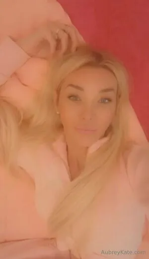 Aubreykate OnlyFans Leaked Free Thumbnail Picture - #1JEmXssZt7