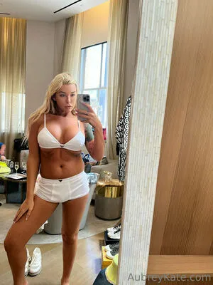 Aubreykate OnlyFans Leaked Free Thumbnail Picture - #4f2BiXcTGs