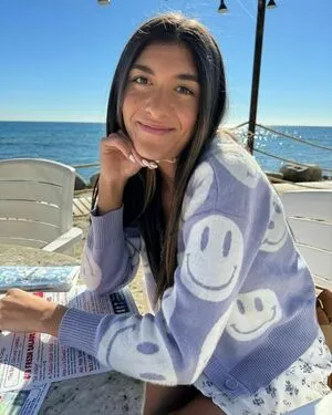 Aubry Babcock OnlyFans Leaked Free Thumbnail Picture - #tTohHEjdou