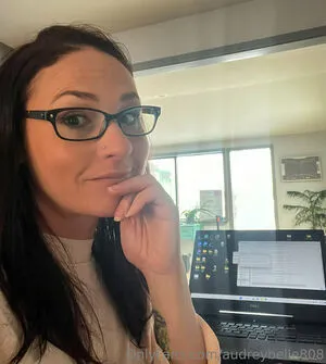 Audreybelle808 OnlyFans Leaked Free Thumbnail Picture - #Vkf4knB9IM
