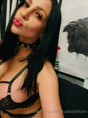 Audreybitoni OnlyFans Leaked Free Thumbnail Picture - #RxAdE5jJ6Y