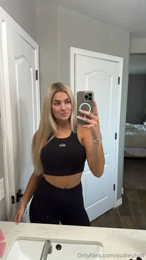 Audreyholt OnlyFans Leaked Free Thumbnail Picture - #zvV6KxJ0wH