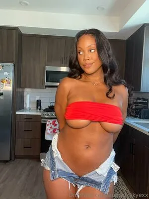 August Skyexx OnlyFans Leaked Free Thumbnail Picture - #QlNgTIzbSj