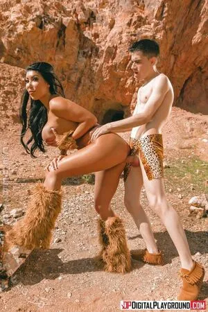 August Taylor OnlyFans Leaked Free Thumbnail Picture - #NHAzRU294O