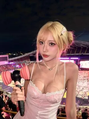 Aumx1a OnlyFans Leaked Free Thumbnail Picture - #8maveTty89