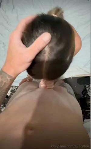 Auntybre OnlyFans Leaked Free Thumbnail Picture - #SAHPQJraXn