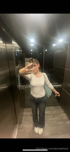 Aurawhora OnlyFans Leaked Free Thumbnail Picture - #5JTXtfB7MR