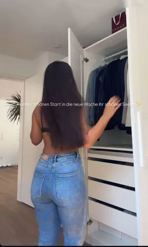 Aurelia Lamprecht OnlyFans Leaked Free Thumbnail Picture - #KrXpvFCCUU