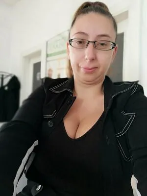 Aurica Velcota OnlyFans Leaked Free Thumbnail Picture - #ofwOL4NCW1