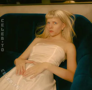 Aurora Aksnes OnlyFans Leaked Free Thumbnail Picture - #3nJR2mei54