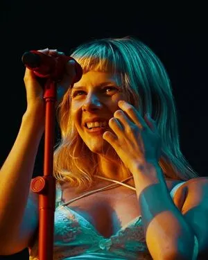 Aurora Aksnes OnlyFans Leaked Free Thumbnail Picture - #49XMAGbyup