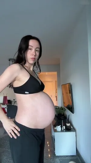 Aurora Ramazzotti OnlyFans Leaked Free Thumbnail Picture - #WS31gooNNO