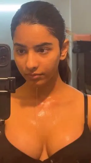 Aurora Sinclair OnlyFans Leaked Free Thumbnail Picture - #CiBmmojhli