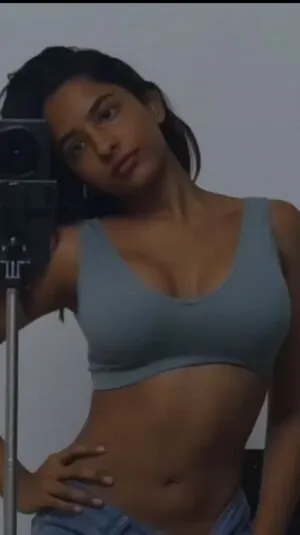 Aurora Sinclair OnlyFans Leaked Free Thumbnail Picture - #t2uF6Z5UF1