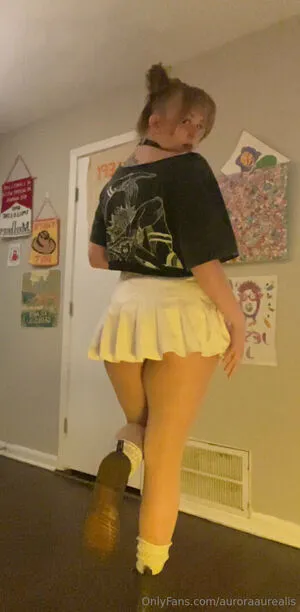 Auroraaurealis OnlyFans Leaked Free Thumbnail Picture - #ZxzqvdscZ3