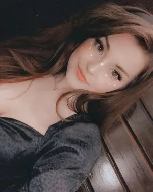 Auroraiskira OnlyFans Leaked Free Thumbnail Picture - #CaExsBpeok