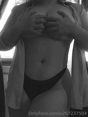 Aurorarose57 OnlyFans Leaked Free Thumbnail Picture - #Qah0swbCiu