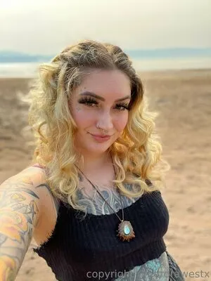 Aurorawestx OnlyFans Leaked Free Thumbnail Picture - #bNnbwO8Y4g