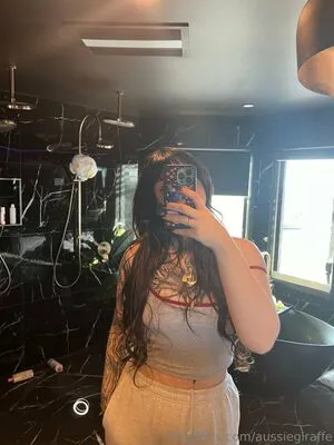 Aussarah1 OnlyFans Leaked Free Thumbnail Picture - #MTQIR2000s