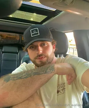 Austin Wallace Of OnlyFans Leaked Free Thumbnail Picture - #DPsJCOxjy8