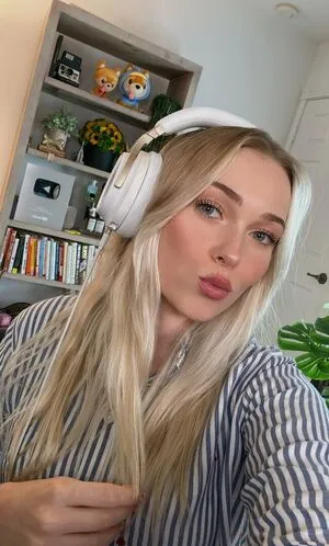 Autumn OnlyFans Leaked Free Thumbnail Picture - #qfjXYYew7j