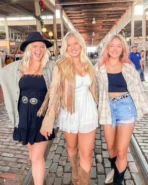 Autumn Krisher OnlyFans Leaked Free Thumbnail Picture - #4XqKbhRztU