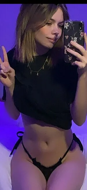 Autumn Tharp OnlyFans Leaked Free Thumbnail Picture - #8XvsTuymRT