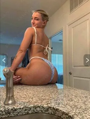 Ava Elise OnlyFans Leaked Free Thumbnail Picture - #LIOeMXfn2l