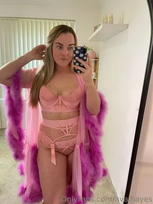Ava Hayes OnlyFans Leaked Free Thumbnail Picture - #AFu4f4rubf