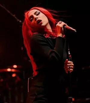 Ava Max OnlyFans Leaked Free Thumbnail Picture - #0bJQxxSkne