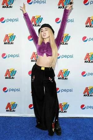 Ava Max OnlyFans Leaked Free Thumbnail Picture - #0pmoli4hRy