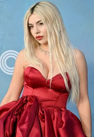 Ava Max OnlyFans Leaked Free Thumbnail Picture - #1SqUxFY5Rz