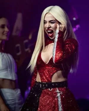 Ava Max OnlyFans Leaked Free Thumbnail Picture - #35htDyyYru